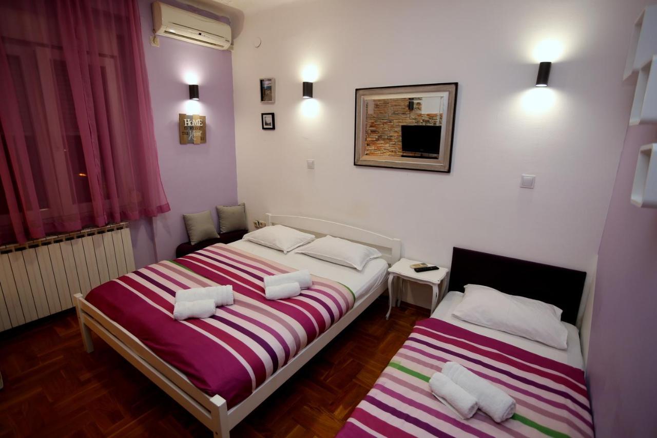 Apartments Rooms Fontane Trnje - Free Parking Zagreb Bagian luar foto