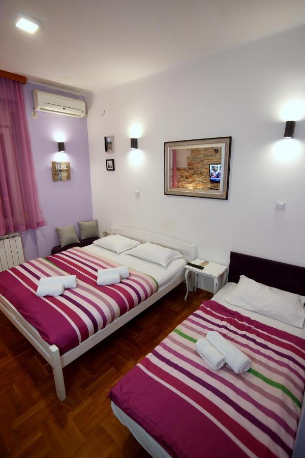Apartments Rooms Fontane Trnje - Free Parking Zagreb Bagian luar foto